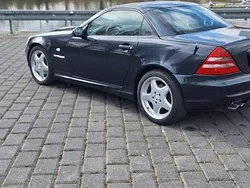Blau Gebraucht 1998 Mercedes SLK230 Cabrio | 8.200 € (Etwas zu teuer)