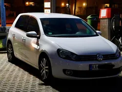 Weiß Gebraucht 2008 VW Golf VI Limousine | 4.600 € (Etwas zu teuer)