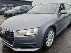 Grau Gebraucht 2019 Audi A4 Sport Kombi | 19.999 € (Guter Preis)