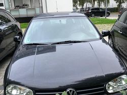 Schwarz Gebraucht 2002 VW Golf IV Kleinwagen | 1.050 € (Guter Preis)