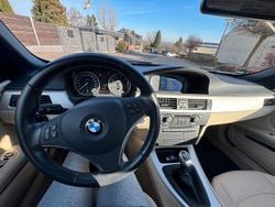 Braun Gebraucht 2011 BMW 320 Cabriolet Sport Line Cabrio | 11.600 € (Guter Preis)