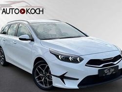 Weiß Gebraucht 2024 Kia Ceed Sportswagon Spirit Kombi | 23.990 € (Superpreis)