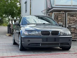 Grau Gebraucht 2004 BMW 330 Limousine | 4.500 € (Guter Preis)