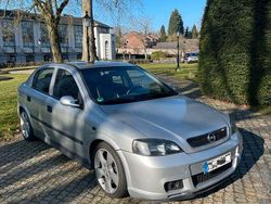 Silber Gebraucht 2004 Opel Astra OPC Limousine | 3.999 € (Etwas zu teuer)