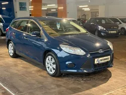 Blau Gebraucht 2014 Ford Focus Ambiente Kombi | 7.350 € (Teuer)