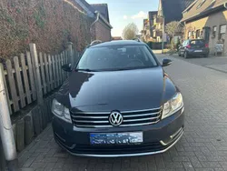 Grau Gebraucht 2014 VW Passat Edition Kombi | 10.500 € (Fairer Preis)