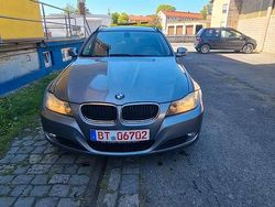 Grau Gebraucht 2008 BMW 320 Kombi | 2.690 € (Superpreis)