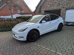 Weiß Gebraucht 2022 Tesla Model Y Long Range SUV | 39.699 € (Fairer Preis)