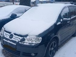 Schwarz Gebraucht 2004 VW Touran Van / Kleinbus | 1.490 € (Guter Preis)