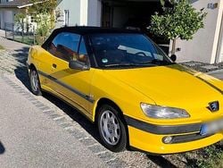Gelb Gebraucht 1999 Peugeot 306 Cabriolet Cabrio | 900 € (Etwas zu teuer)