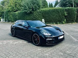 Schwarz Gebraucht 2019 Porsche Panamera GTS Sport Turismo Limousine | 73.990 € (Guter Preis)