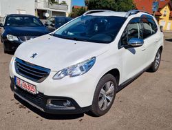 Weiß Gebraucht 2015 Peugeot 2008 Allure SUV | 6.300 € (Fairer Preis)
