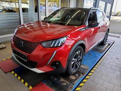 Rot Gebraucht 2021 Peugeot e-2008 Allure GT-Line SUV | 15.900 € (Guter Preis)