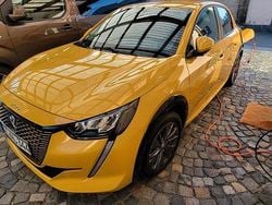 Gebraucht 2021 Peugeot e-208 Allure+ Kleinwagen | 17.500 € (Fairer Preis)