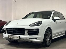 Carraraweiss/gletscherweiss Gebraucht 2016 Porsche Cayenne Turbo Sport SUV | 49.990 € (Fairer Preis)
