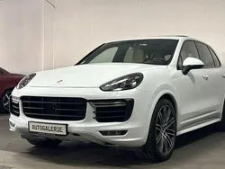 Carraraweiss/gletscherweiss Gebraucht 2016 Porsche Cayenne Turbo Sport SUV | 52.990 € (Fairer Preis)