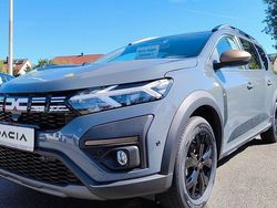Grau Neu 2025 Dacia Jogger Extreme Van / Kleinbus | 23.790 € (Etwas zu teuer)