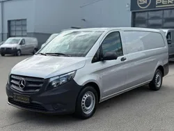 Silber Gebraucht 2019 Mercedes Vito Van / Kleinbus | 22.990 € (Guter Preis)