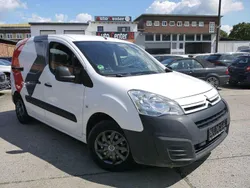 Weiß Gebraucht 2017 Citroën Berlingo Business Class Van / Kleinbus | 7.999 € (Fairer Preis)