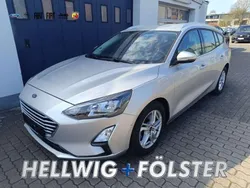 Silber Gebraucht 2022 Ford Focus Cool & Connect Kombi | 18.490 € (Guter Preis)
