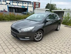 Grau Gebraucht 2016 Ford Focus Limousine | 4.990 € (Guter Preis)
