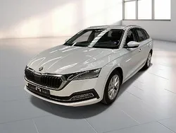 Moonweiss metallic Gebraucht 2021 Skoda Octavia Style Kombi | 19.160 € (Superpreis)