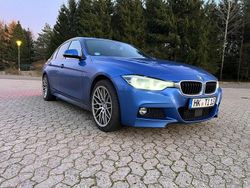 Blau Gebraucht 2015 BMW 330 M Sport Limousine | 18.900 € (Fairer Preis)