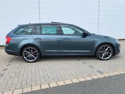 Grau Gebraucht 2016 Skoda Octavia RS Kombi | 16.500 €