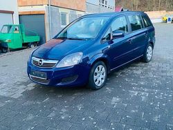 Blau Gebraucht 2014 Opel Zafira Van / Kleinbus | 3.999 €