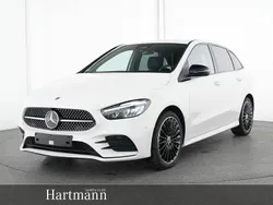 Weiß Gebraucht 2024 Mercedes B250e Advanced Plus Van / Kleinbus | 35.850 € (Fairer Preis)