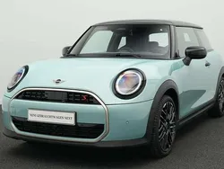 Grün Gebraucht 2024 Mini Cooper S Favoured Kleinwagen | 28.516 € (Superpreis)