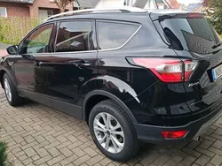Schwarz Gebraucht 2019 Ford Kuga Titanium SUV | 12.950 €