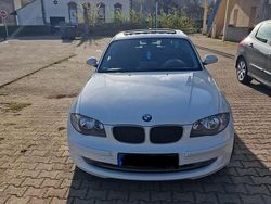 Weiß Gebraucht 2006 BMW 118 Kleinwagen | 3.500 € (Fairer Preis)