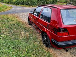Rot Gebraucht 1991 VW Golf II Kleinwagen | 5.000 €