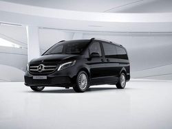 Schwarz Gebraucht 2022 Mercedes V300 Avantgarde Van / Kleinbus | 52.495 € (Fairer Preis)