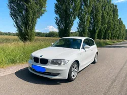 Weiß Gebraucht 2008 BMW 316 Limousine | 4.200 €