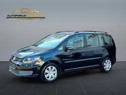 Schwarz Gebraucht 2011 VW Touran Trendline Van / Kleinbus | 6.999 € (Fairer Preis)