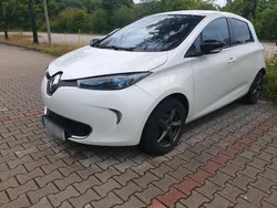 Weiß Gebraucht 2015 Renault Zoe Kleinwagen | 4.900 € (Fairer Preis)