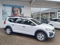 Weiß Gebraucht 2023 Dacia Jogger Essentiel Van / Kleinbus | 18.934 € (Guter Preis)