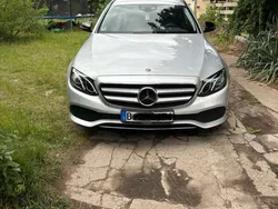 Grau Gebraucht 2017 Mercedes E220 Kombi | 24.000 € (Fairer Preis)