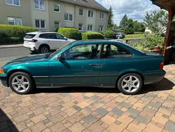 Grün Gebraucht 1993 BMW 325 Coupé | 16.500 €