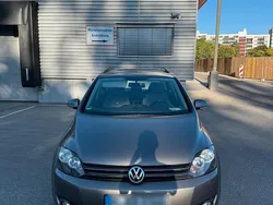 Braun Gebraucht 2009 VW Golf Plus Cross Van / Kleinbus | 7.500 € (Teuer)