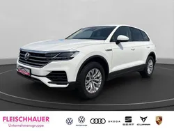 Weiss Gebraucht 2019 VW Touareg Basis SUV | 35.790 € (Guter Preis)