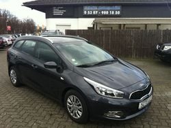 Grau Gebraucht 2015 Kia Ceed Kombi | 6.999 € (Guter Preis)