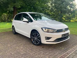 Weiß Gebraucht 2016 VW Golf Sportsvan Allstar Van / Kleinbus | 13.900 € (Etwas zu teuer)