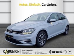Weiß Gebraucht 2017 VW Golf Sound Limousine | 15.490 € (Fairer Preis)