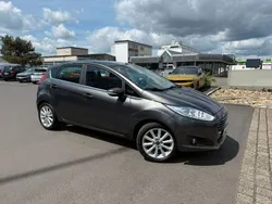 Grau Gebraucht 2017 Ford Fiesta Titanium Kleinwagen | 9.990 € (Fairer Preis)