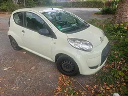 Weiß Gebraucht 2014 Citroën C1 Kleinwagen | 1.300 €