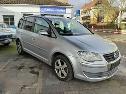 Silber Gebraucht 2007 VW Touran Trendline Van / Kleinbus | 2.999 € (Guter Preis)