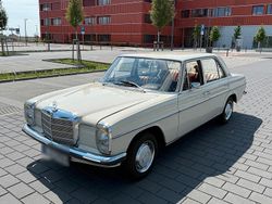 Andere farben Gebraucht 1970 Mercedes W115 Limousine | 13.900 €